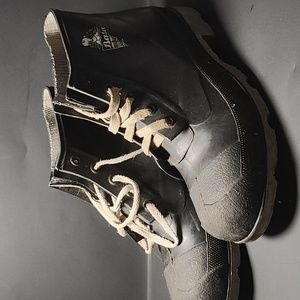 Bata industrial boots